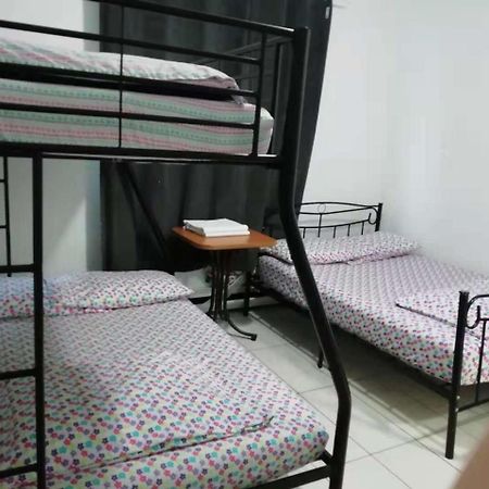 University Apartment Toronto Luaran gambar