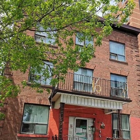 University Apartment Toronto Luaran gambar