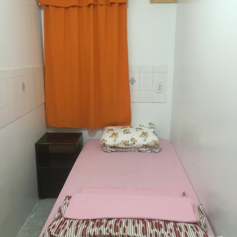 University Apartment Toronto Bilik gambar